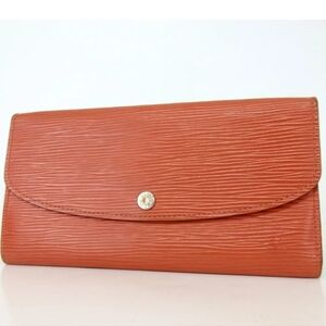 Authentic Louis Vuitton Portefeiulle Emily  Purse.